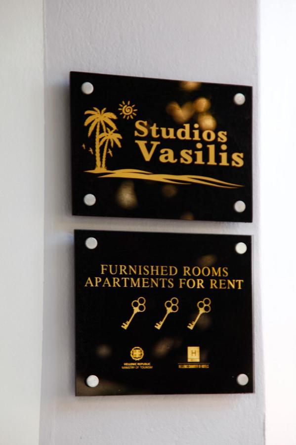 Studios Vasilis Agia Marina Exterior foto