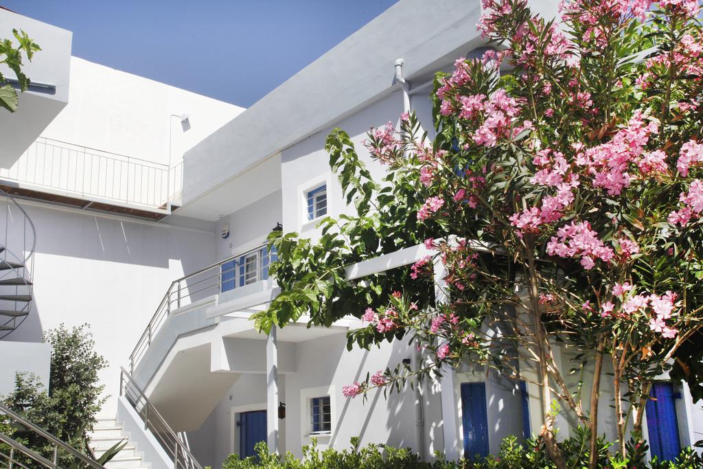 Studios Vasilis Agia Marina Exterior foto